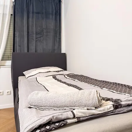 Ruhr Business Mit 5 Einzelbetten Privat Parkplatz *