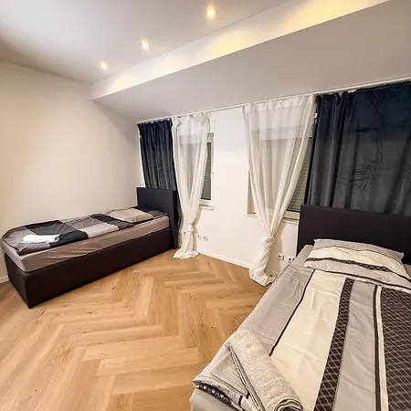 아파트 Ruhr Business Mit 5 Einzelbetten Privat Parkplatz *